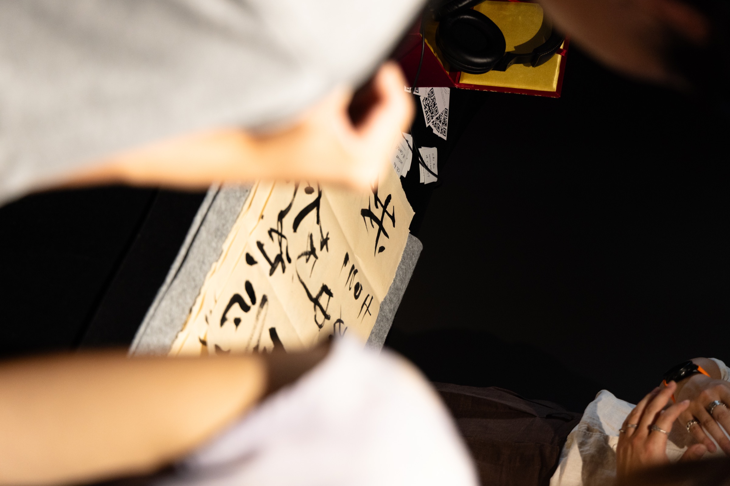 BruSHŪ: GESTURE AND IMAGE II